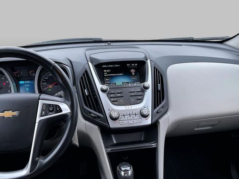 Used 2017 Chevrolet Equinox LT w/ Convenience Package FWD image 6