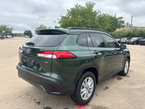 Used 2023 Toyota Corolla Cross LE FWD image 5