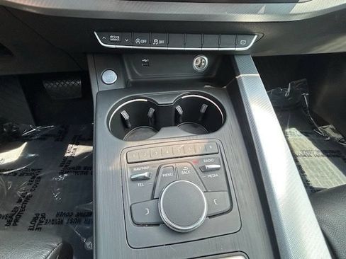 Used 2019 Audi A4 2.0T Premium w/ Convenience Package AWD/4WD image 23