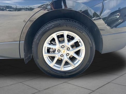 Certified 2022 Chevrolet Equinox LT FWD image 11