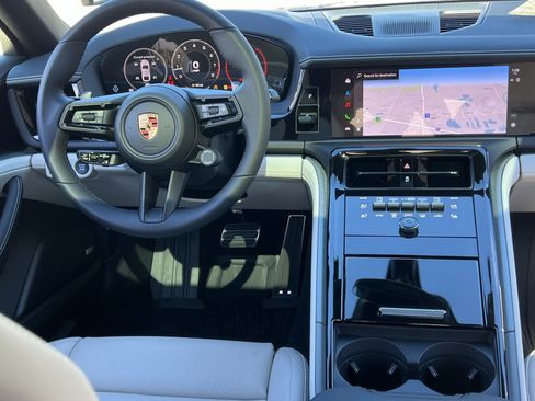 New 2026 Porsche Panamera 4 image 14
