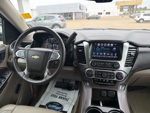 Used 2016 Chevrolet Tahoe LT RWD image 11
