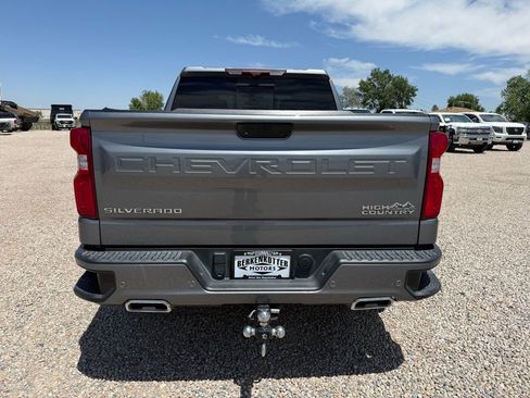 Used 2021 Chevrolet Silverado 1500 High Country w/ Technology Package AWD/4WD image 9