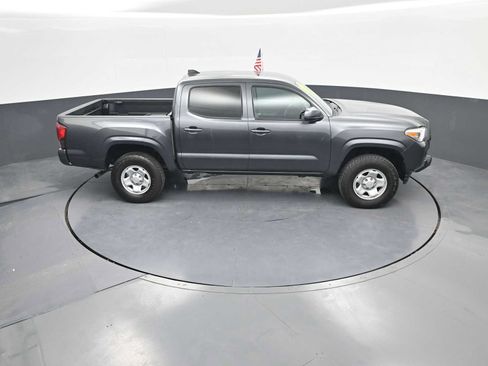 Used 2022 Toyota Tacoma SR AWD/4WD image 31