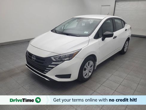 Used 2025 Nissan Versa S w/ Trunk Package FWD image 1