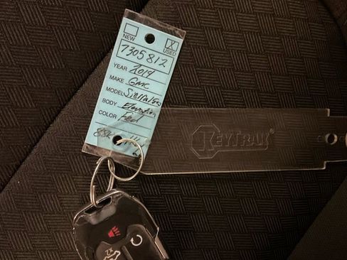 Used 2019 GMC Sierra 1500 Elevation image 33