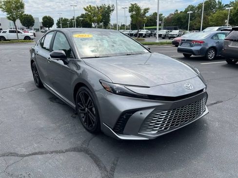 Used 2025 Toyota Camry XSE w/ Premium Plus Package FWD image 4