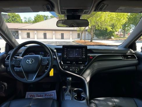 Used 2022 Toyota Camry SE FWD image 26