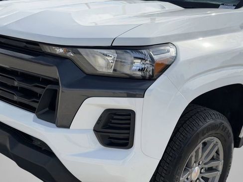 New 2025 Chevrolet Colorado LT RWD image 8