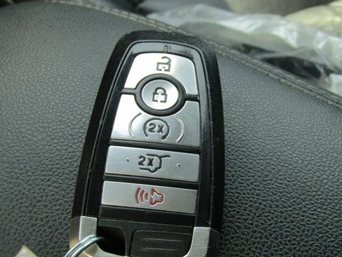 Certified 2021 Ford Escape SEL AWD/4WD image 24