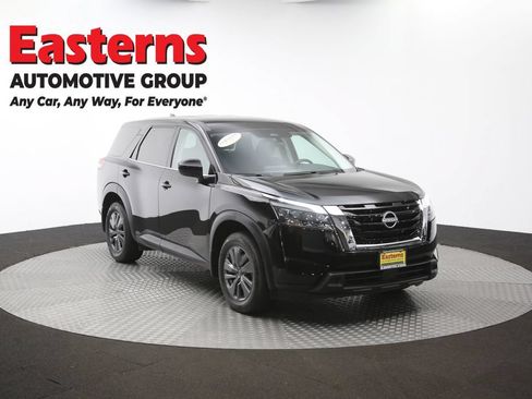 Used 2024 Nissan Pathfinder S AWD/4WD image 50