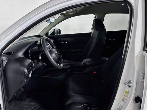 Used 2026 Honda HR-V LX image 11