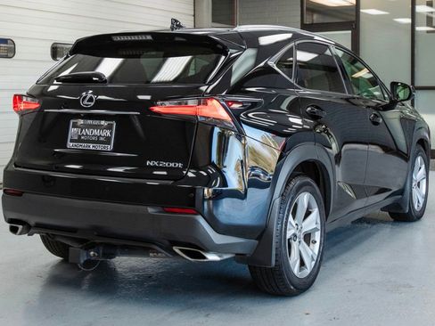 Used 2017 Lexus NX 200t AWD w/ Premium Package image 31