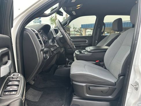 Used 2024 RAM 3500 SLT w/ Quick Order Package 2YG SLT AWD/4WD image 10