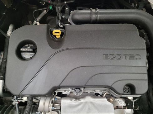 Used 2023 Chevrolet Malibu LS FWD image 30