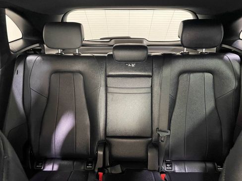 Used 2021 Mercedes-Benz GLA 250 w/ Premium Package image 32