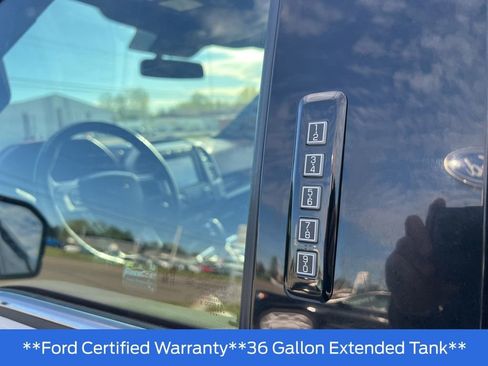 Used 2019 Ford F150 Platinum w/ Equipment Group 701A Luxury AWD/4WD image 38
