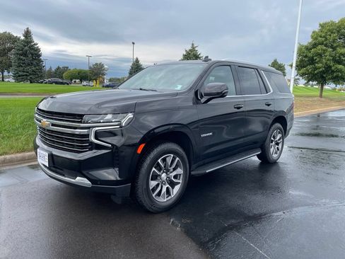 Used 2022 Chevrolet Tahoe LT w/ LT Signature Package AWD/4WD image 1