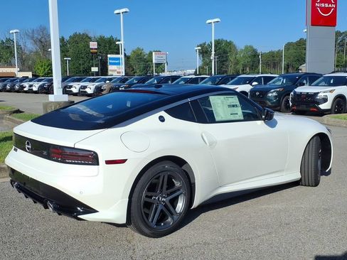 New 2026 Nissan Z Sport w/ Floor Mat Package RWD image 3