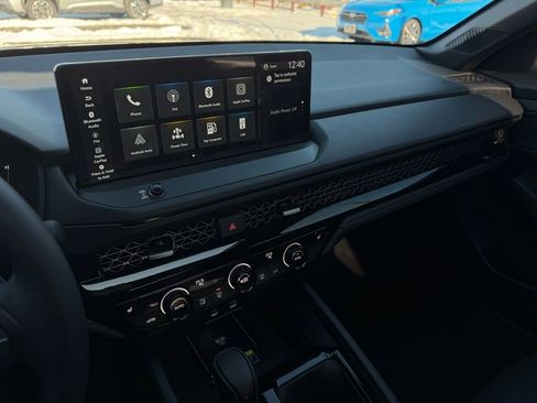 Used 2025 Honda Accord Sport image 25