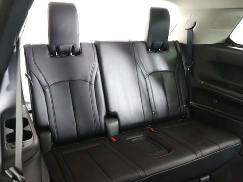 Used 2023 INFINITI QX60 Pure image 40