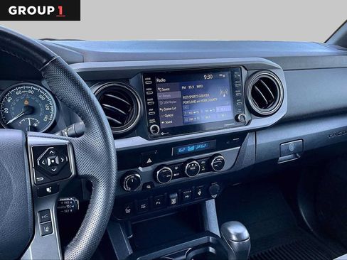 Certified 2023 Toyota Tacoma TRD Sport w/ Technology Package AWD/4WD image 7