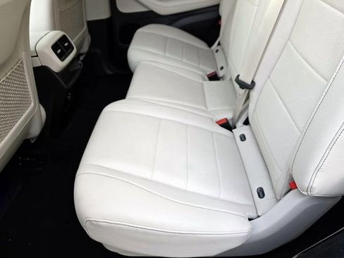 Used 2021 Mercedes-Benz GLE 350 4MATIC w/ 3rd Row Seat Package image 35