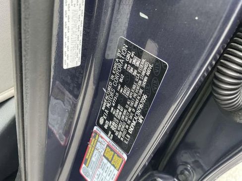 Used 2022 Kia Sportage LX image 19