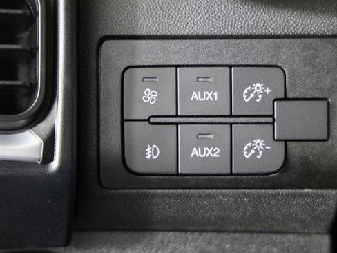 New 2026 RAM ProMaster 3500 w/ Quick Order Package 22G SLT image 23