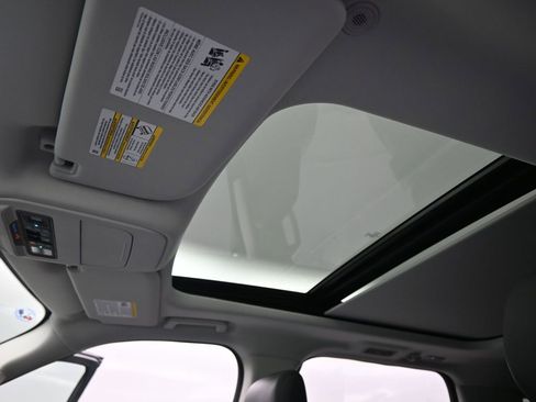 New 2026 Ford Expedition Active image 19