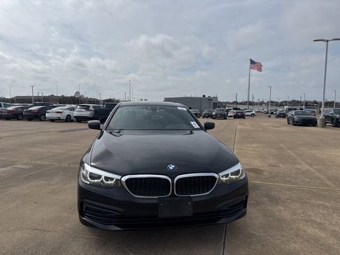 Used 2019 BMW 530i xDrive w/ Convenience Package image 4