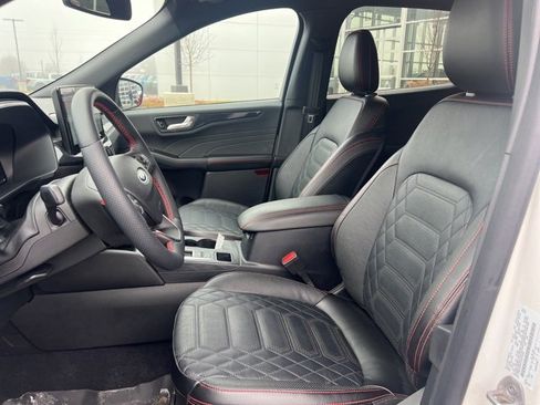 Used 2023 Ford Escape ST-Line Elite w/ Premium Technology Package image 22