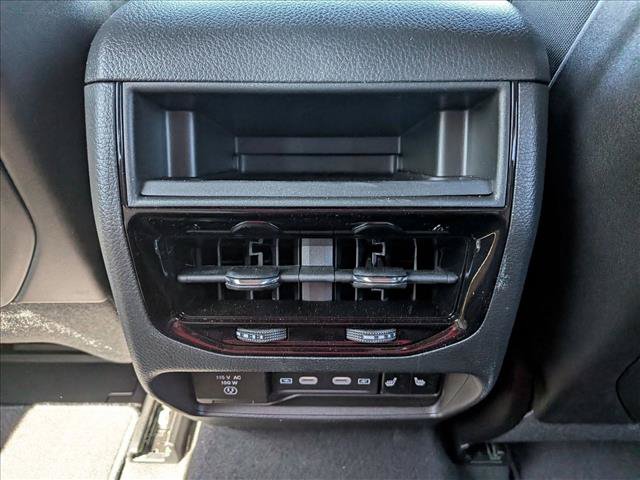 New 2026 Jeep Grand Cherokee Limited AWD/4WD image 18