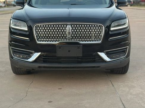 Used 2020 Lincoln Nautilus Reserve w/ Equipment Group 201A FWD image 2