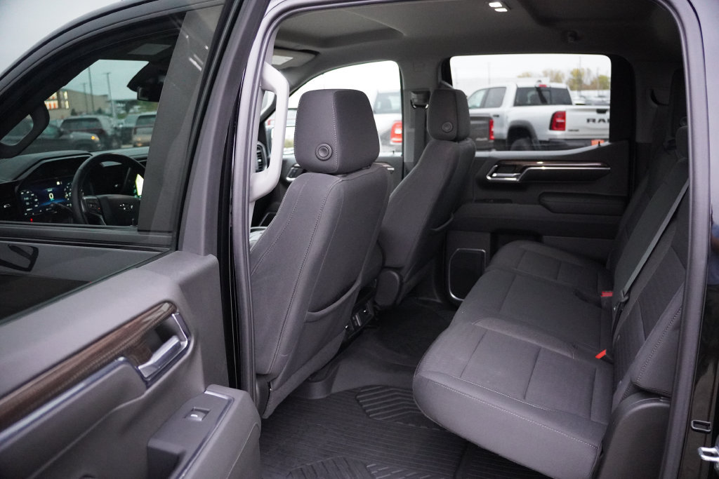 Certified 2022 Chevrolet Silverado 1500 RST AWD/4WD image 16