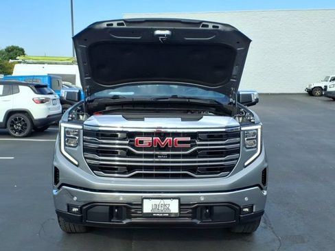 Used 2024 GMC Sierra 1500 SLT w/ SLT Premium Plus Package AWD/4WD image 32