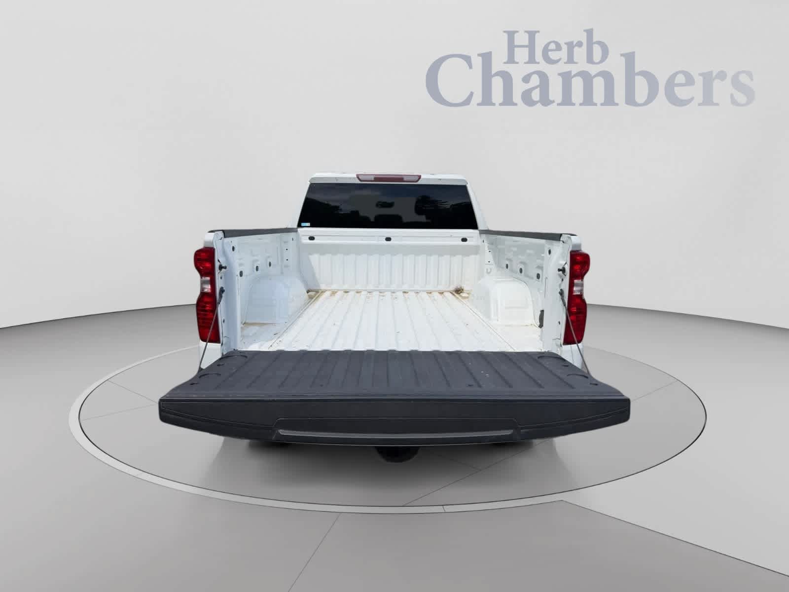 Used 2025 Chevrolet Silverado 1500 LT AWD/4WD image 16