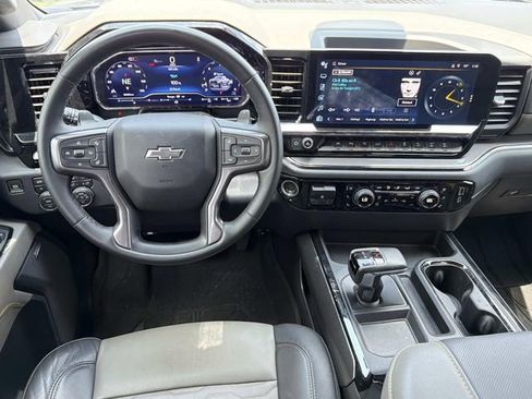 Used 2024 Chevrolet Silverado 1500 ZR2 w/ Technology Package AWD/4WD image 23