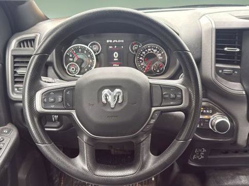 Used 2024 RAM 2500 Tradesman w/ Chrome Appearance Group AWD/4WD image 9
