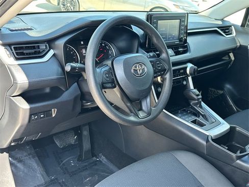 Certified 2022 Toyota RAV4 LE image 15