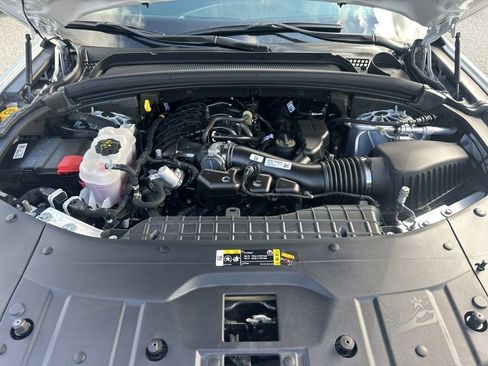 Used 2023 Jeep Grand Cherokee Altitude image 32