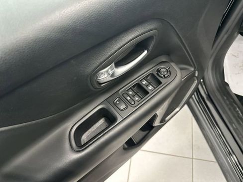 Used 2020 Jeep Renegade Limited w/ LED Lighting Group image 24