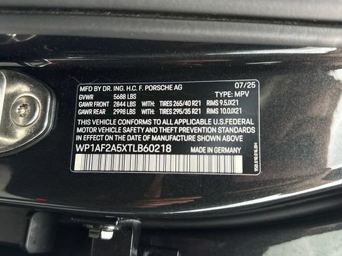 Used 2026 Porsche Macan GTS AWD/4WD image 29