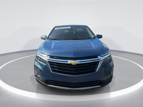 Used 2024 Chevrolet Equinox LT FWD image 3