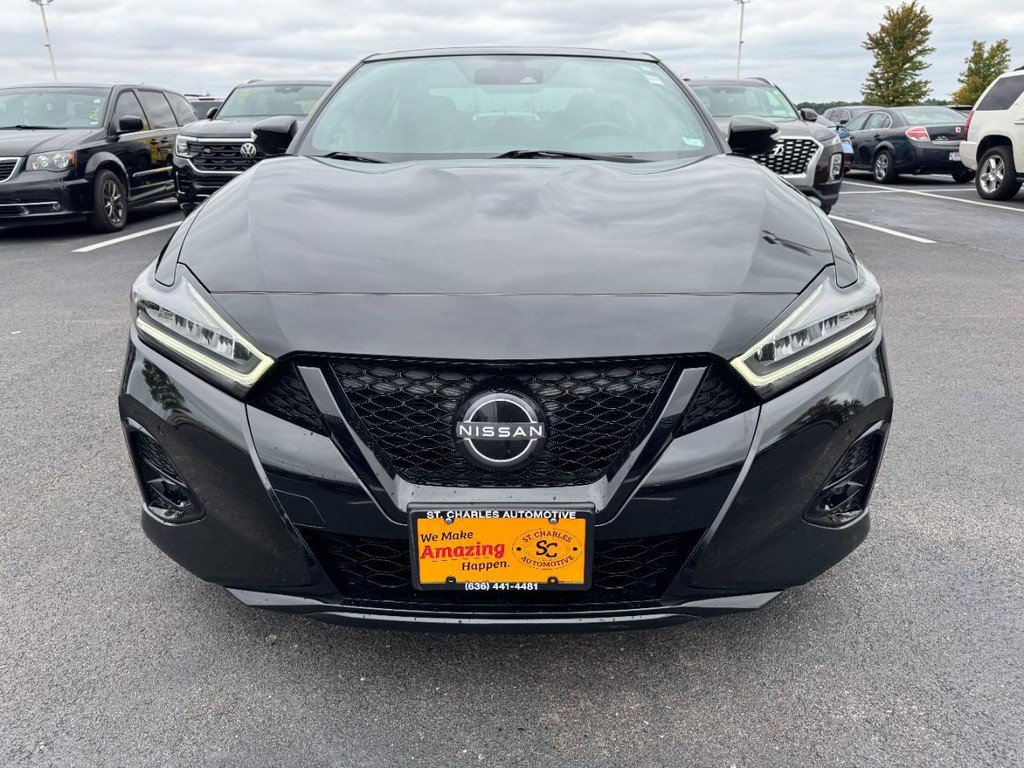 Certified 2023 Nissan Maxima SR w/ Sport Mat Group FWD image 9