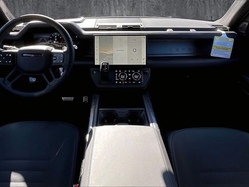 New 2026 Land Rover Defender 110 OCTA image 5