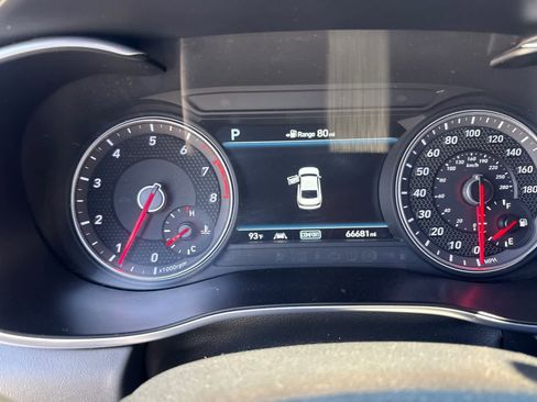 Used 2019 Genesis G70 3.3T Dynamic RWD image 25