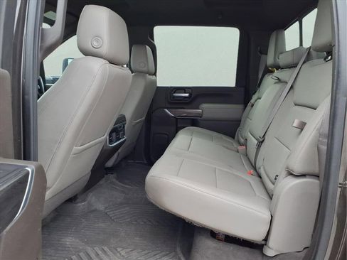 Used 2020 Chevrolet Silverado 2500 LTZ w/ LTZ Texas Edition image 19