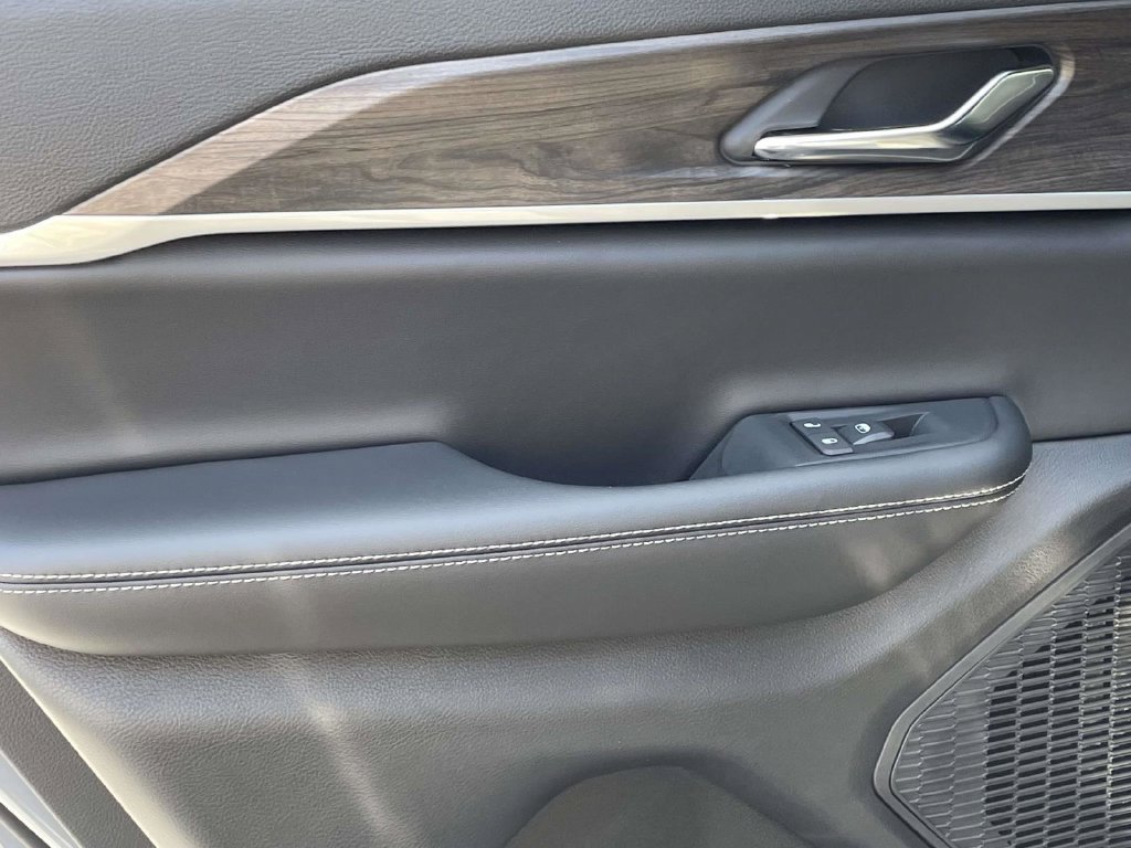 New 2027 Jeep Grand Cherokee 4WD image 20