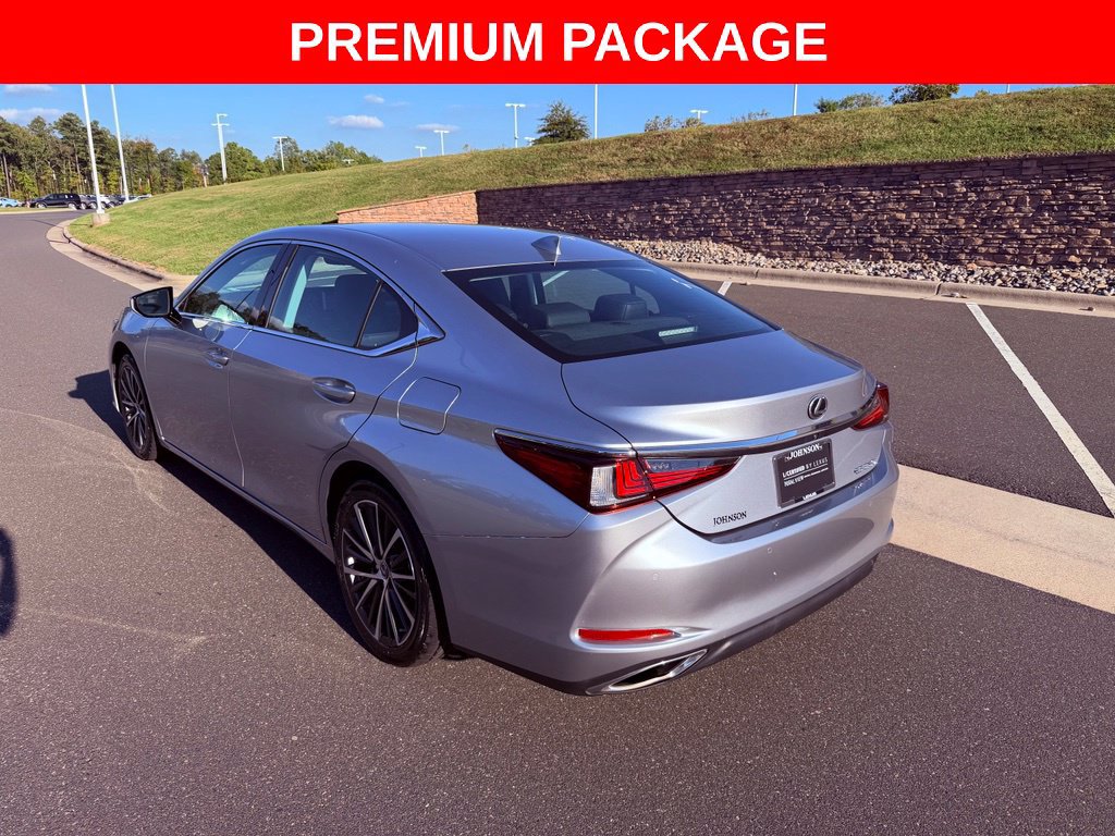 Certified 2024 Lexus ES 350 w/ Premium Package FWD image 5
